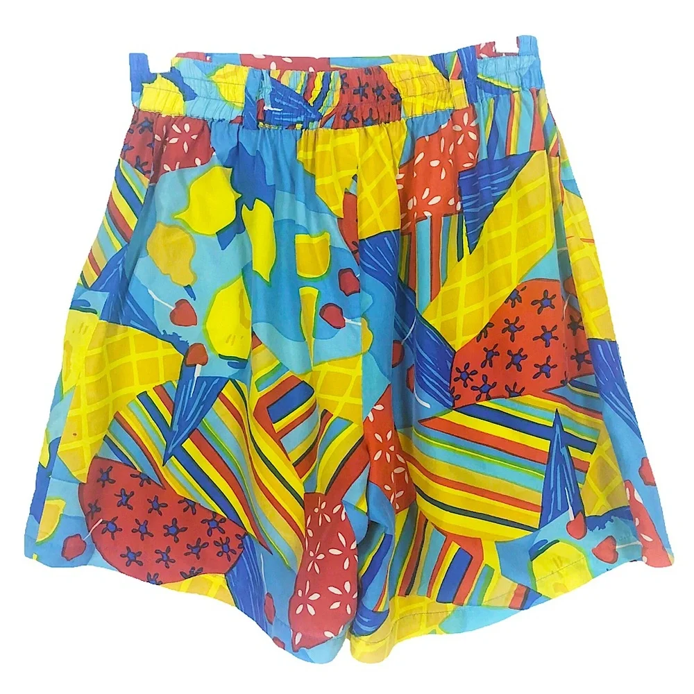 VINTAGE Oscar de la Renta Postmodern “Cherry Lemonade” Print Silk Bermuda Short - Picture 3 of 5